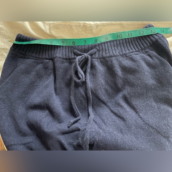 MJ. WATSON Cashmere Jogger - NAVY Size Large - Picture 12 of 15